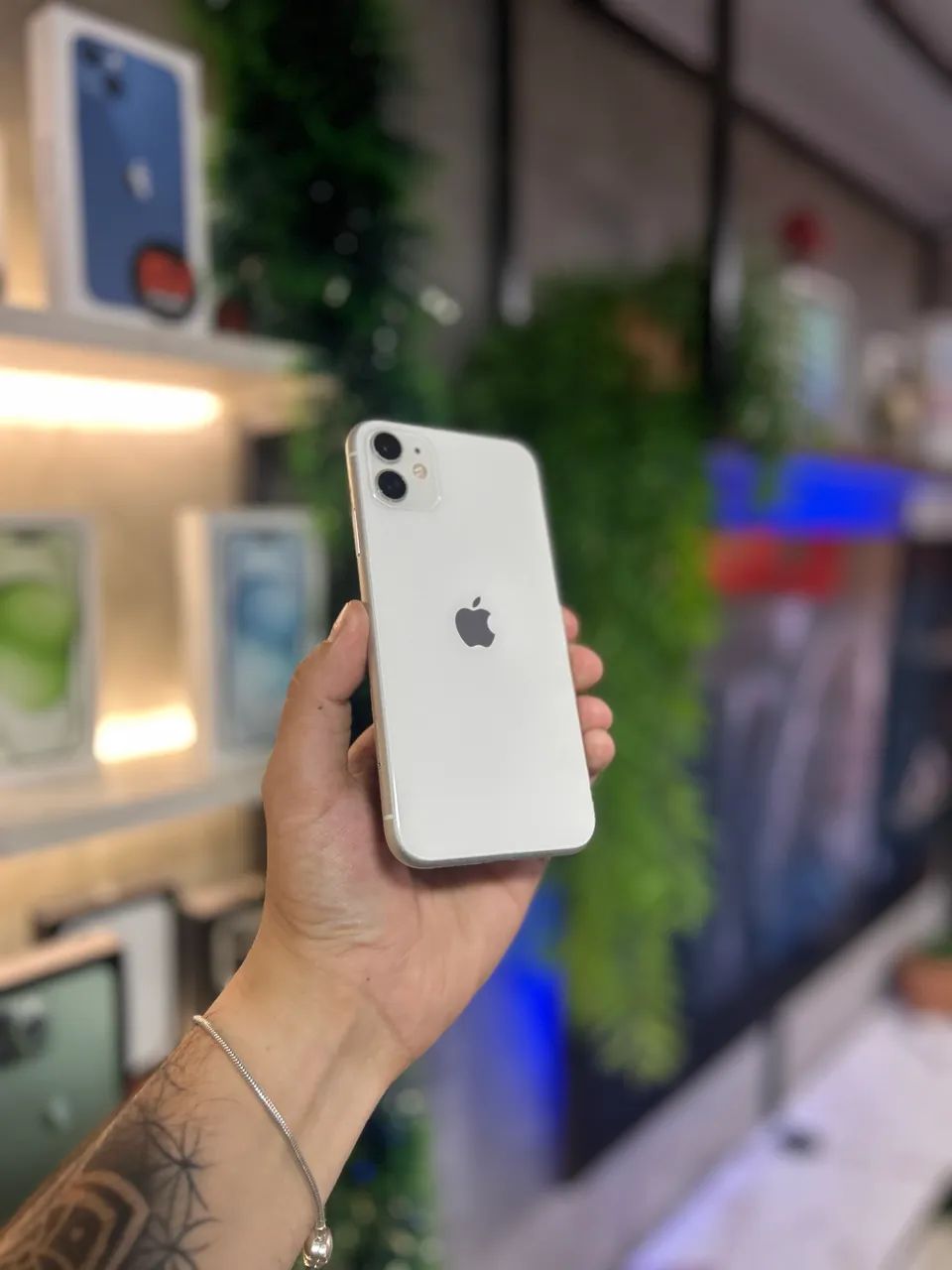 iPhone 11 64GB Branco - Celulares e Smartphones - Capão Raso iPhone 11 64GB Branco - Celulares e Smartphones - Capão Raso