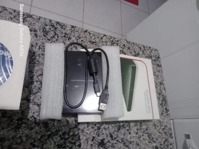 GRAVADORA LG DE CDs E DVDs, COM 41 DVDS E CD - Foto 3