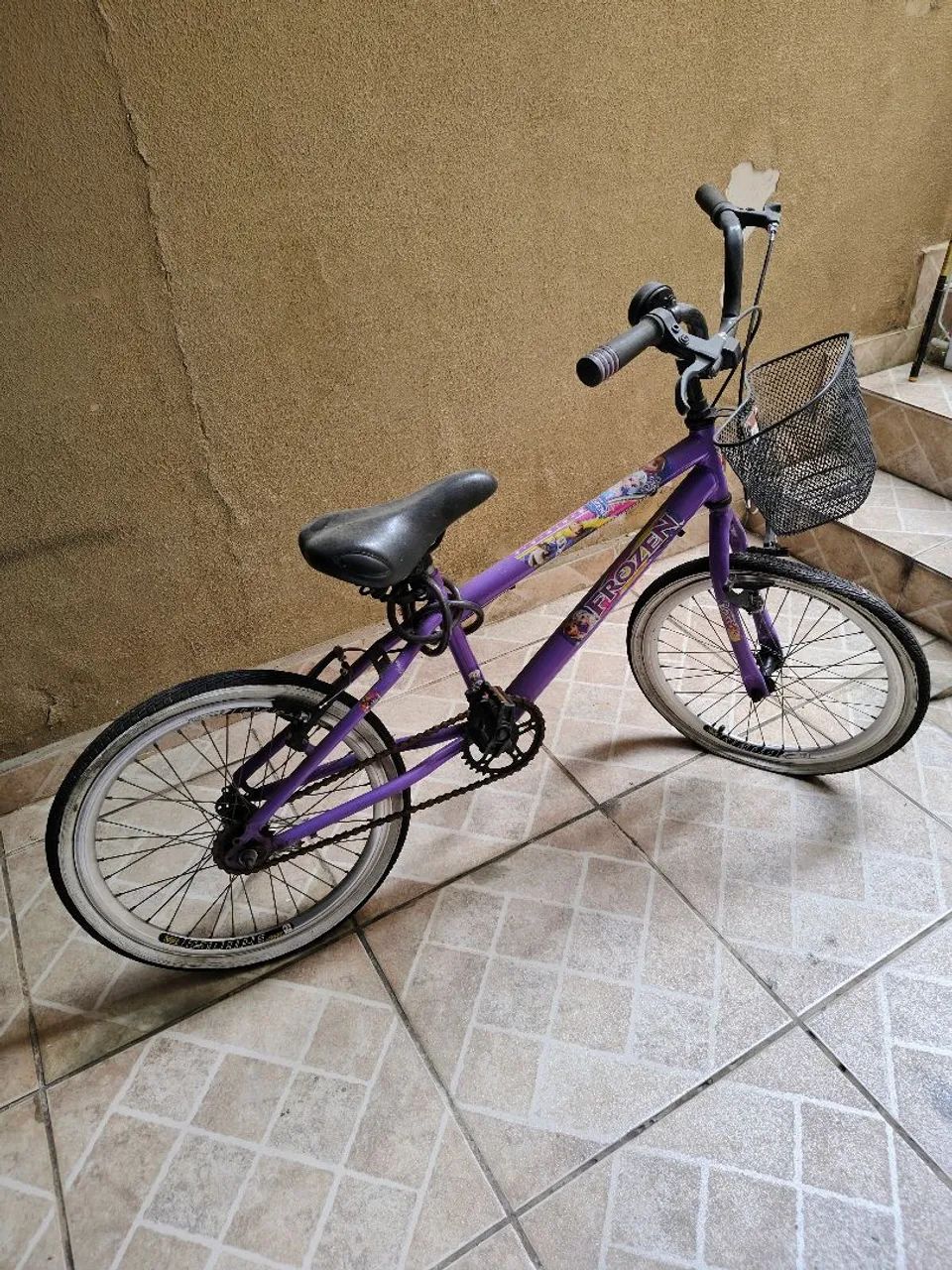 Bicicleta infantil aro 20 - Foto 3