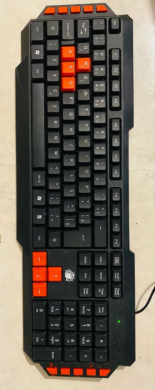monitor AOC 24 polegadas HDMI ou VGA com teclado e mouse  - Foto 3