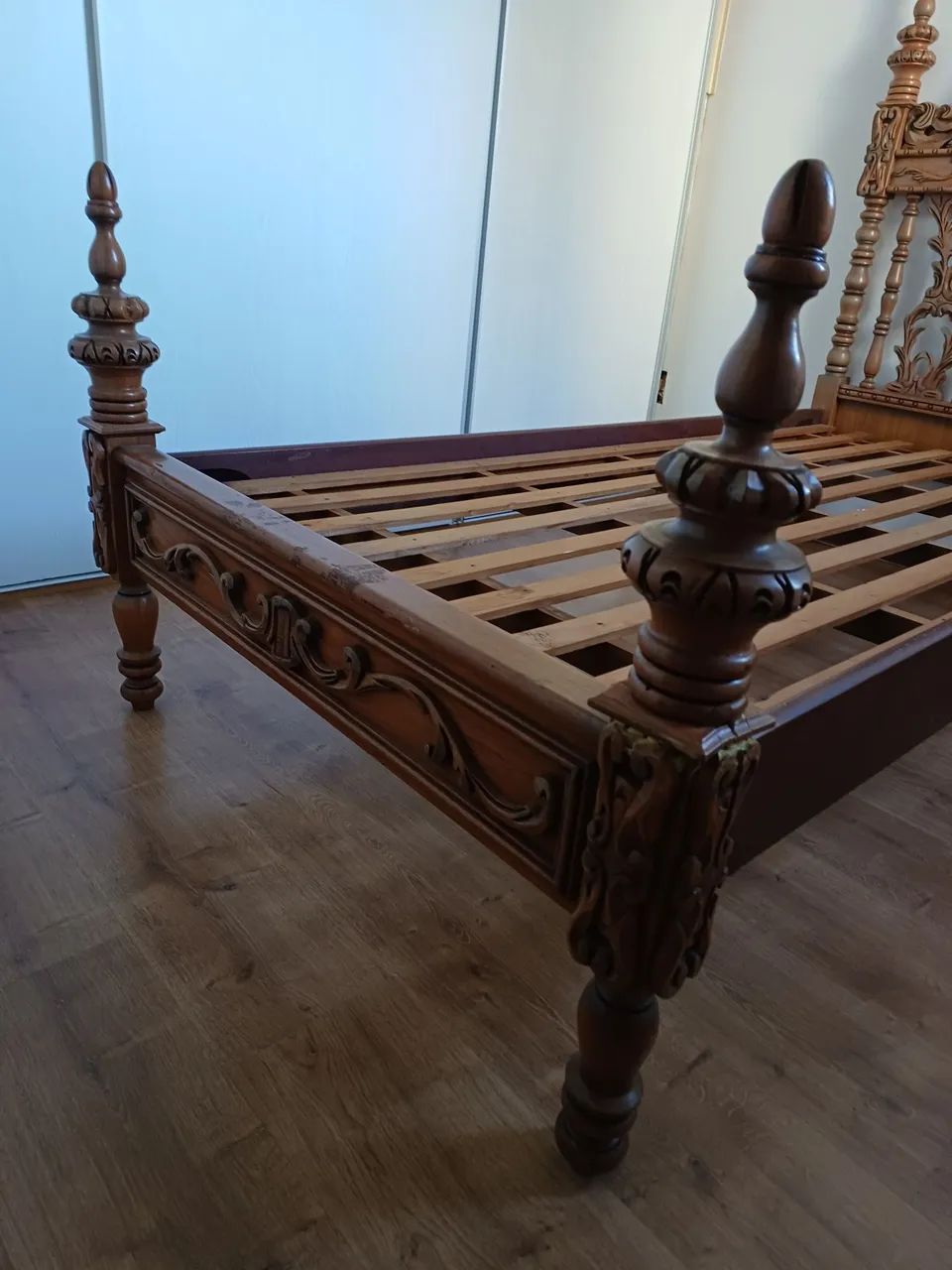Cama de solteiro e criado mudo estilo colonial - Foto 5