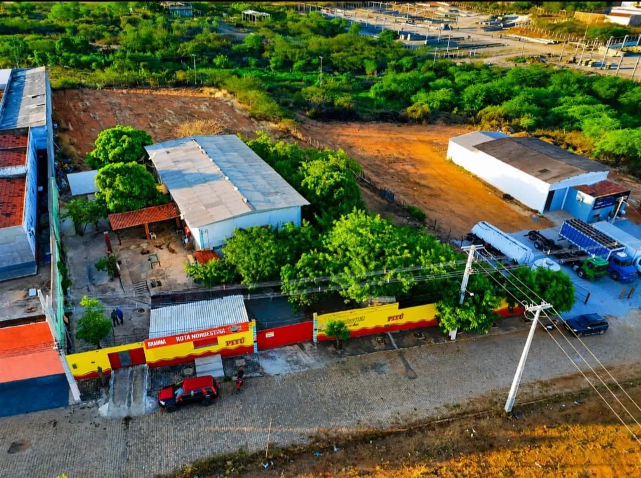 Área comercial com GALPÃO  - Foto 5