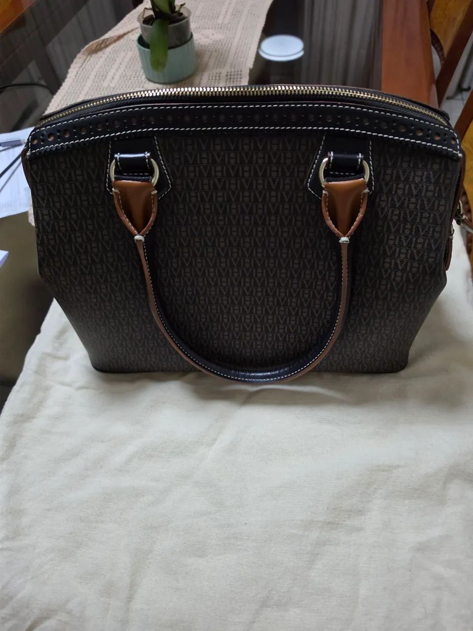 Bolsa Victor Hugo, original nova e nunca usada - Foto 2