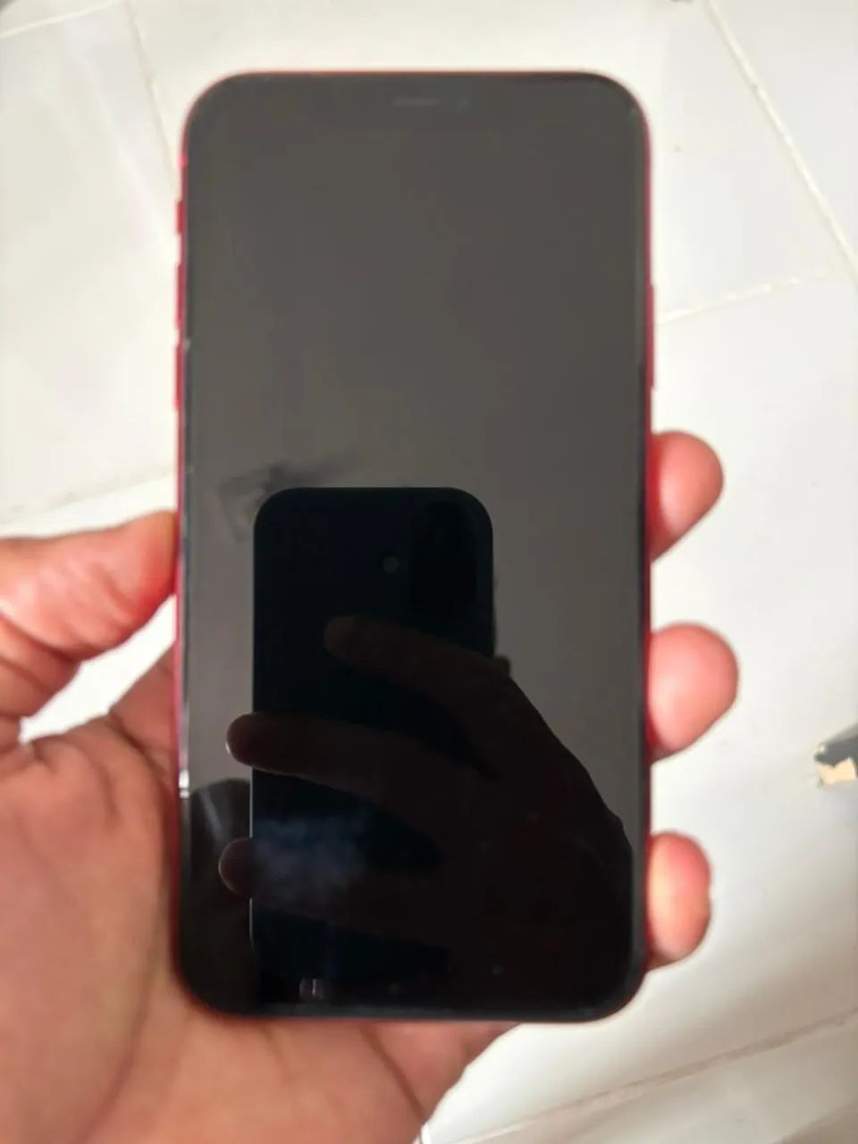 Iphone 11 Red - Foto 2