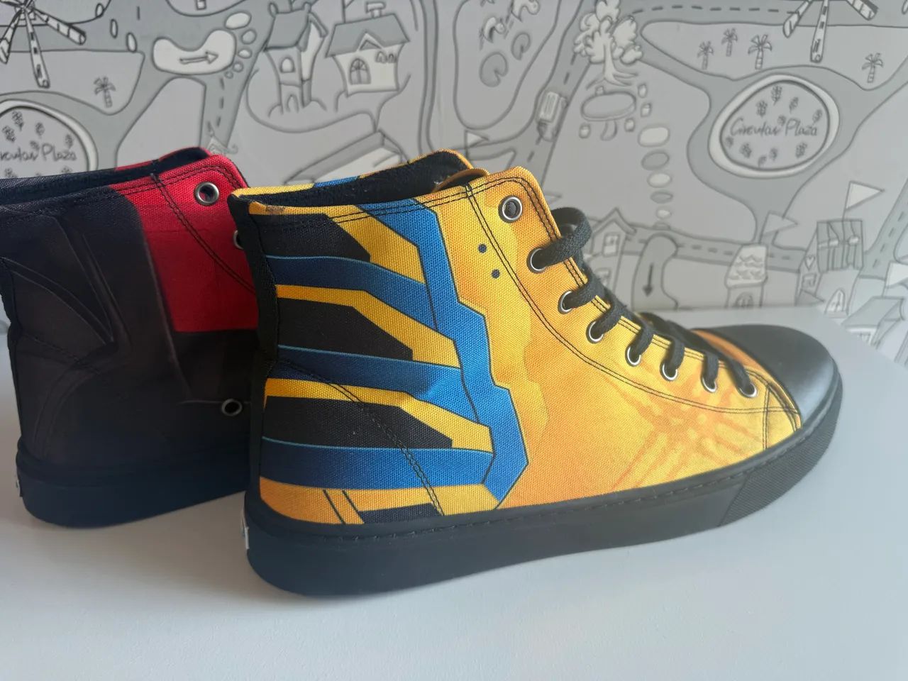 Tênis Wolverine e Deadpool  - Foto 5