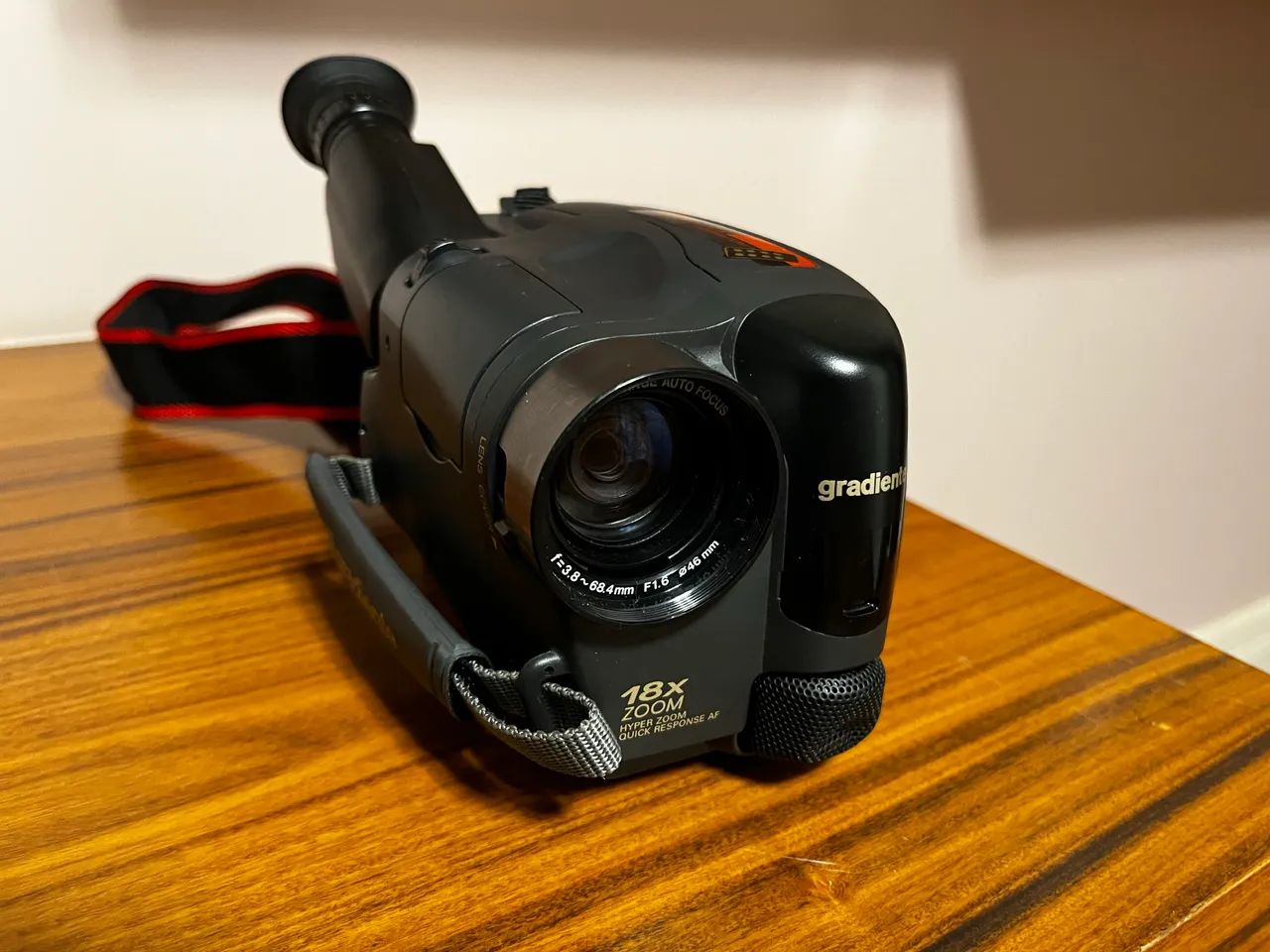 Câmera VHS-C Gradiente videomaker GCP 165CR - Foto 3