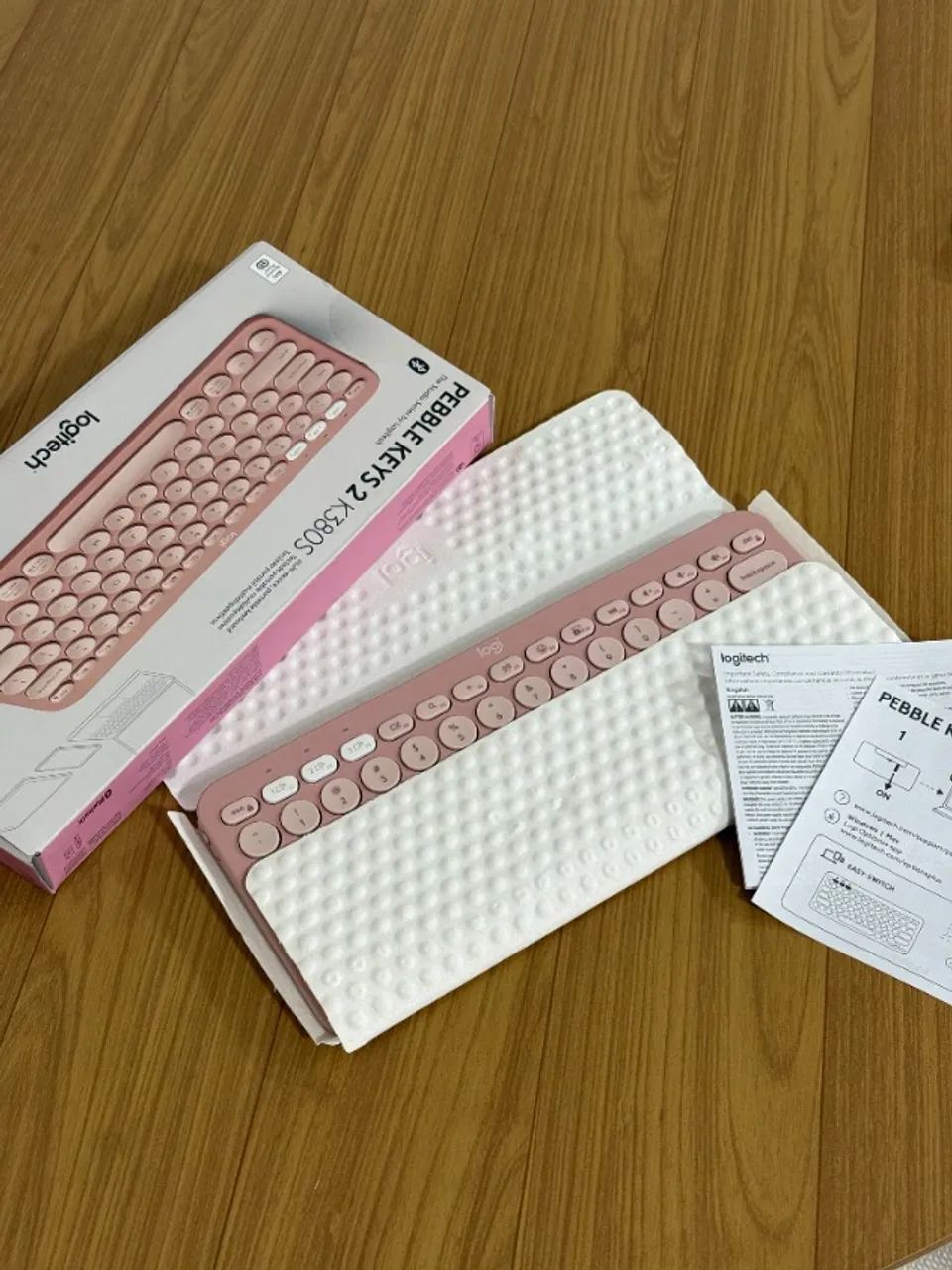 Teclado Logitech Rosa [NUNCA USADO] [COM CAIXA E NOTA FISCAL] - Foto 3