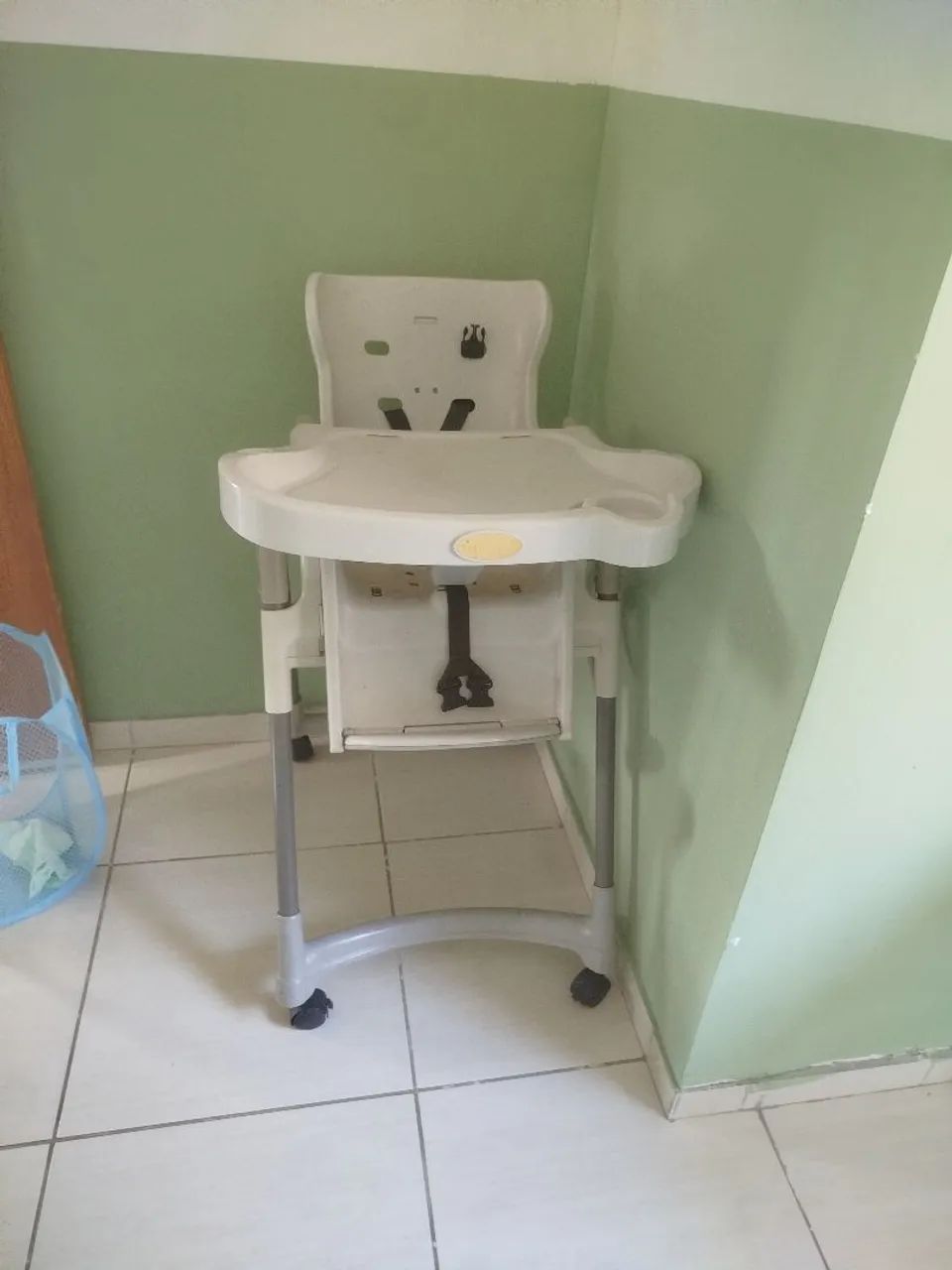 Cadeira de alimentação bebê 
