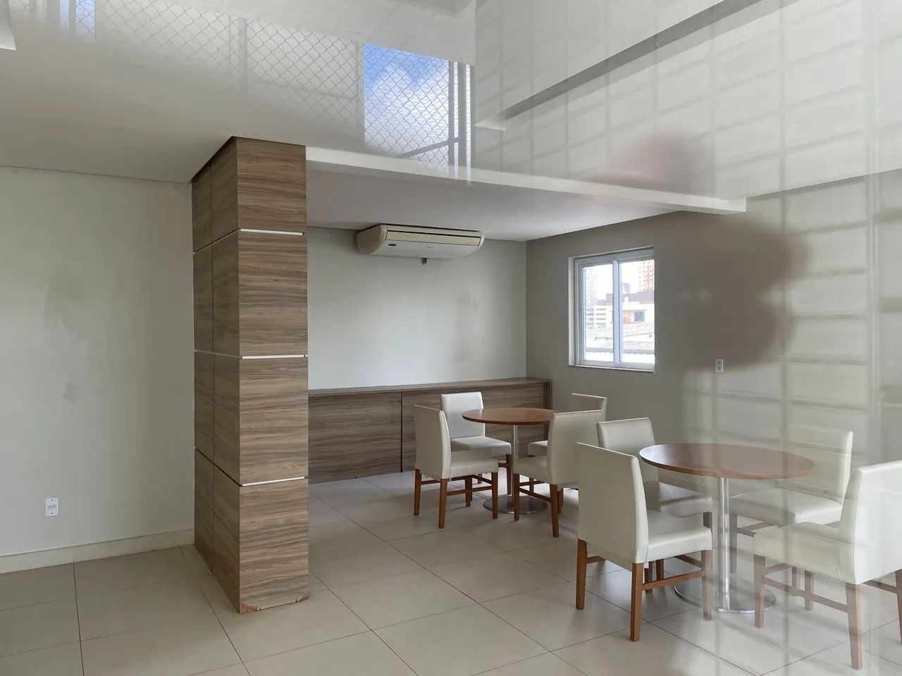 Apartamento 2/4, sendo 1 suíte. - Foto 3