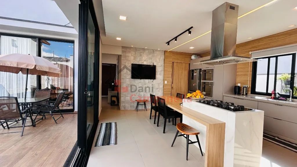 Casa com Piscina e Segurança em Pouso Alegre