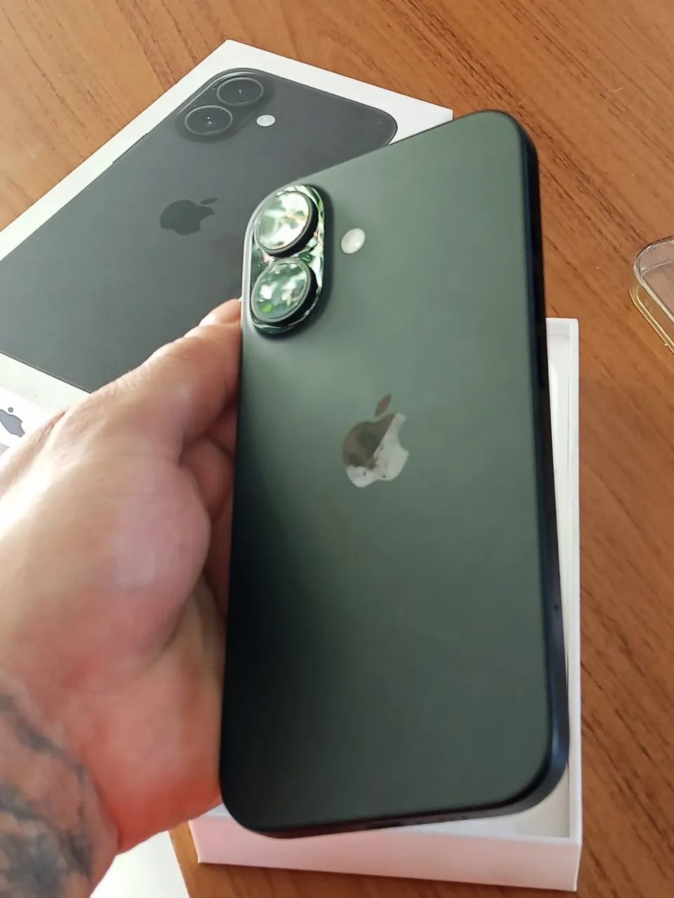 iPhone 16, 128 gigas, 92% de bateria  - Foto 5