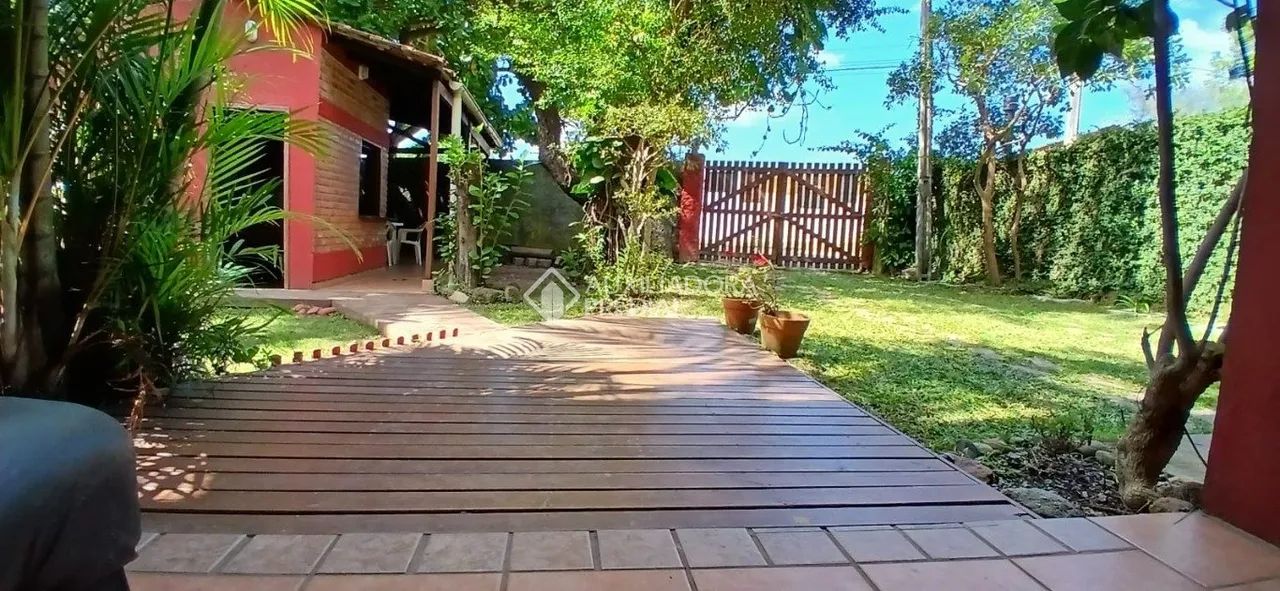 Casa 4 Dormitórios pé na areia, Praia da Solidão - Foto 5