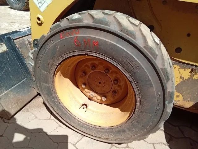 Mini-Carregadeira Caterpillar 226B - 2020 - Foto 6