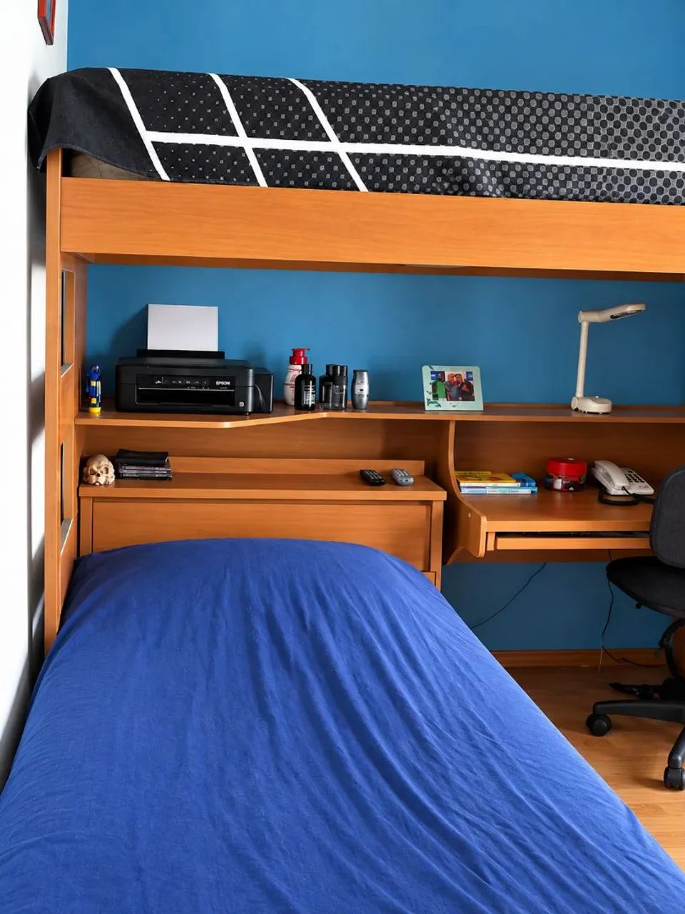 Cama Beliche com Escrivaninha - Madeira Amadeirada - Foto 2
