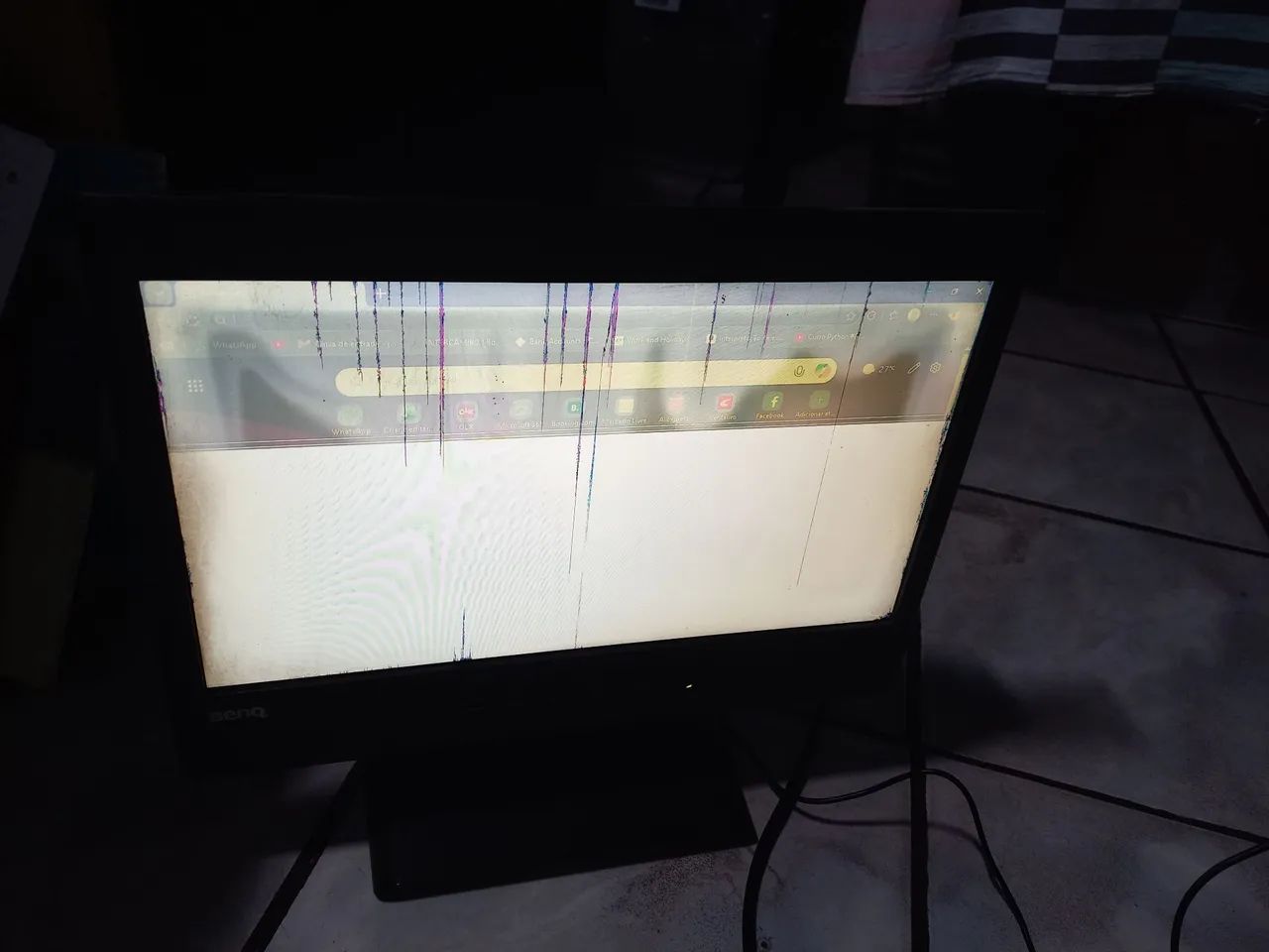 Monitor c/ defeito