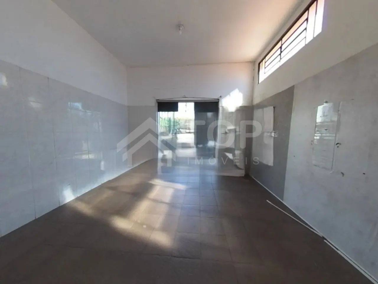 Salão Comercial para Locação Localização e Visibilidade - Foto 3
