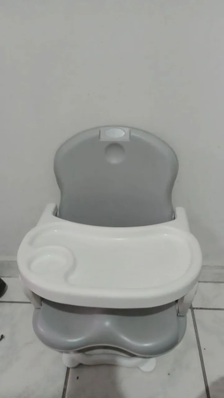 Cadeirinha alimentação bebê 