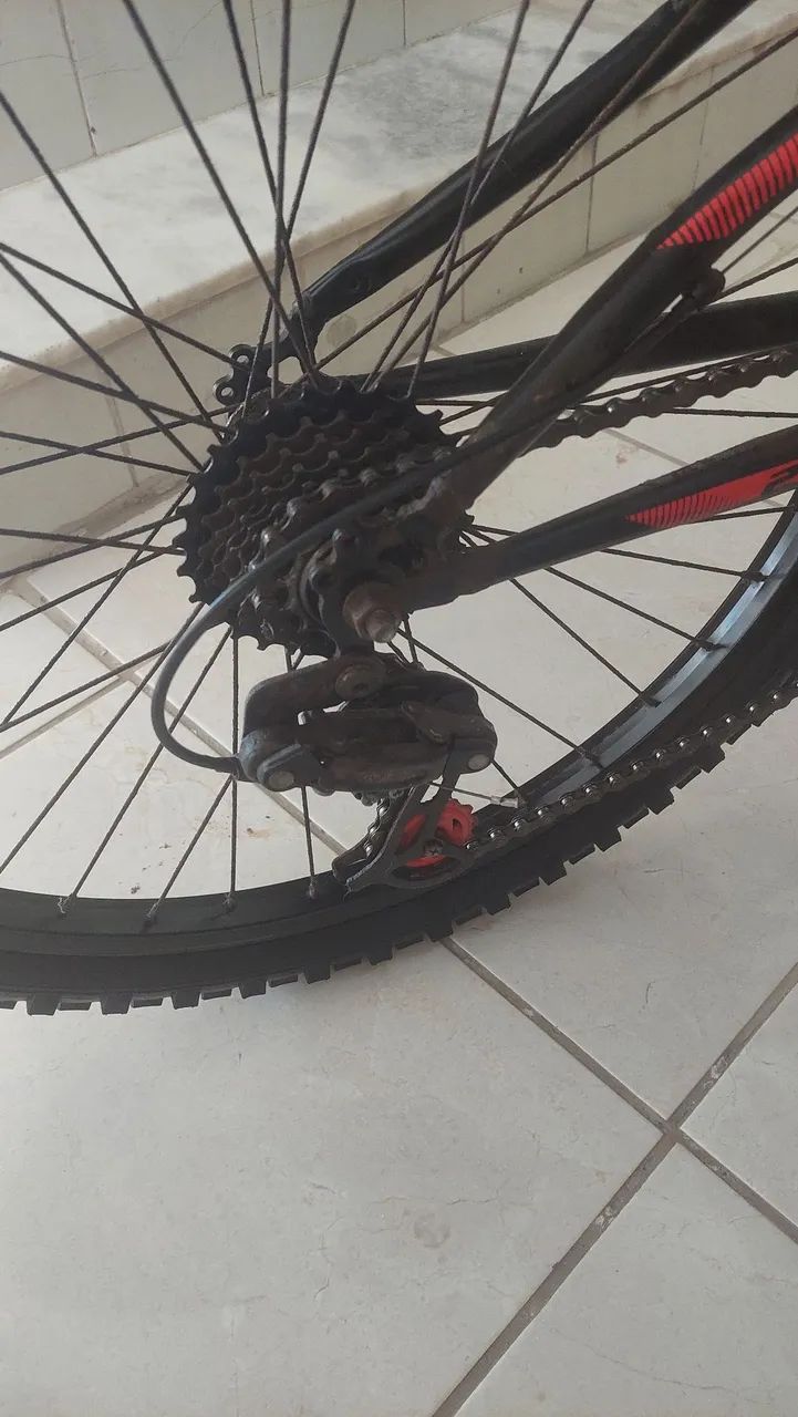 Vendo bicicleta aro 24 - Foto 5