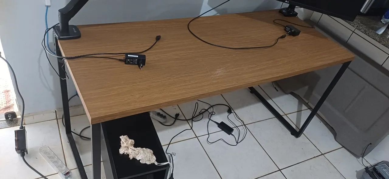 Mesa para computador 150x70cm
