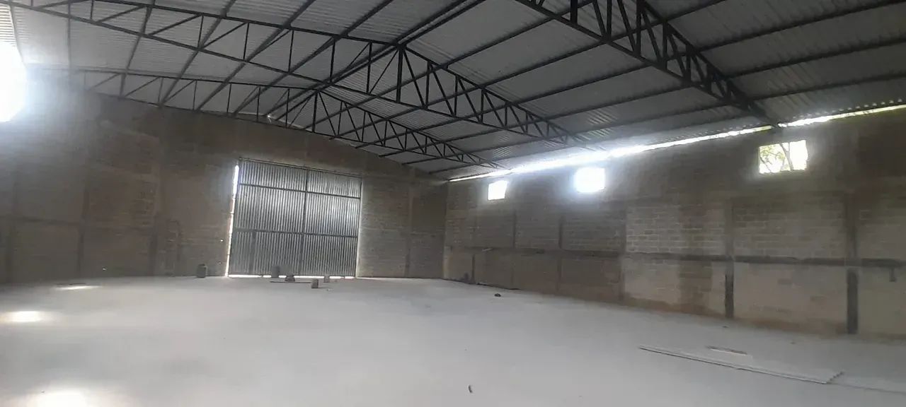 EXCELENTE GALPÃO 550M² NO C REDONDO - Foto 3