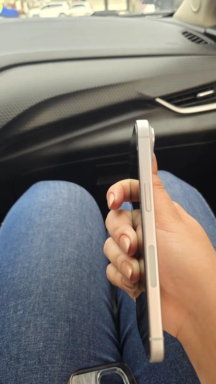 iPhone 15 - Foto 2