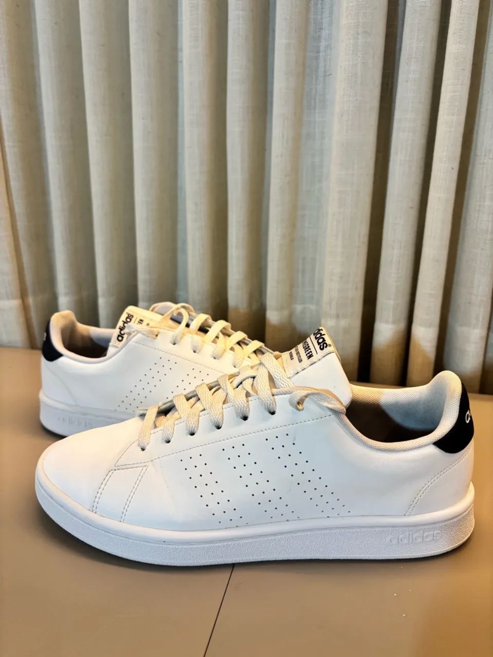 Tênis Adidas