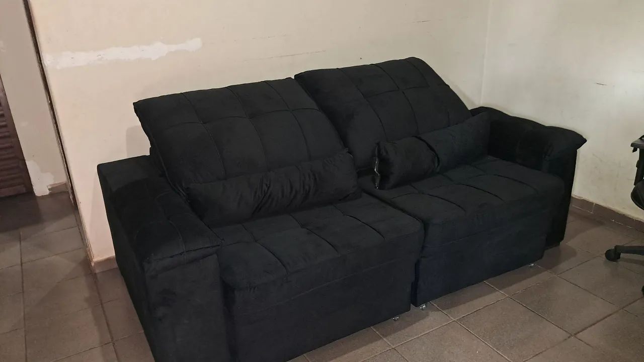 Sofá Retrátil Preto  - Foto 3