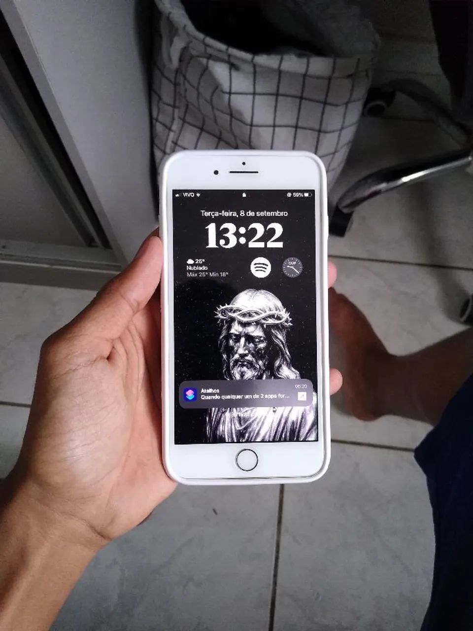 (PREÇO NEGOCIÁVEL) IPhone 8 Plus Conservado