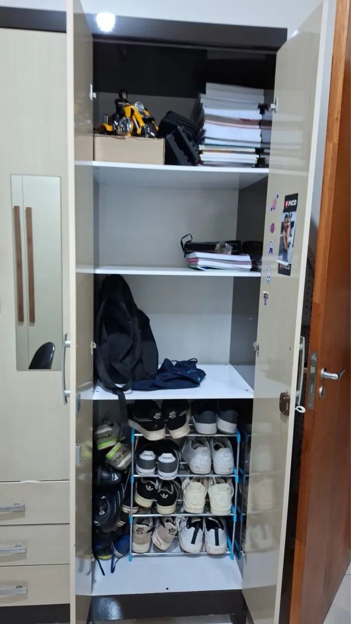 Guarda-roupa 