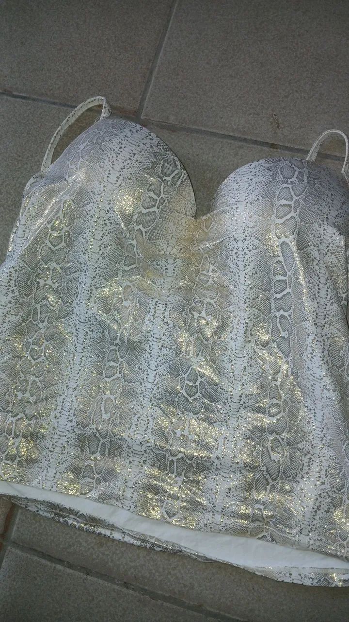 Blusa brilhante (Tamanho M ou G) - Foto 3