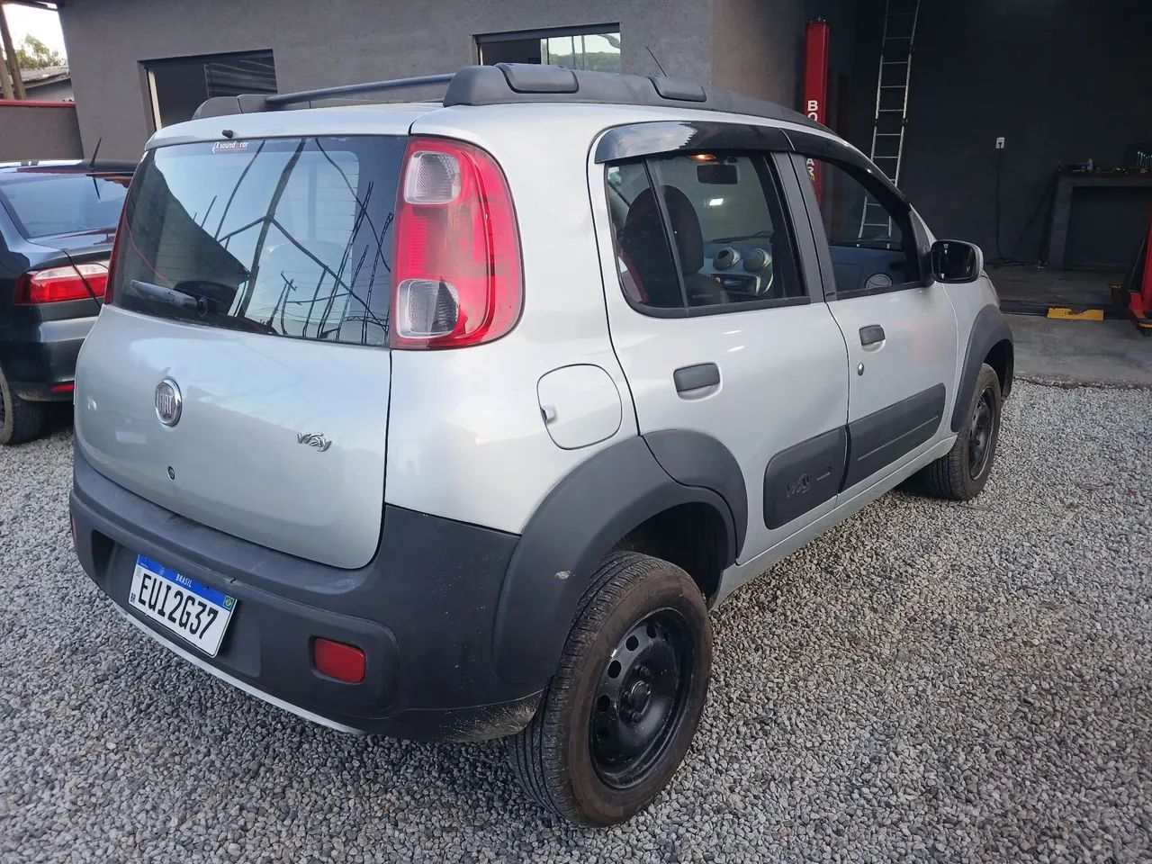 Fiat Uno WAY Celeb. 1.0 EVO Fire Flex 8V 5P 2012 - Foto 2