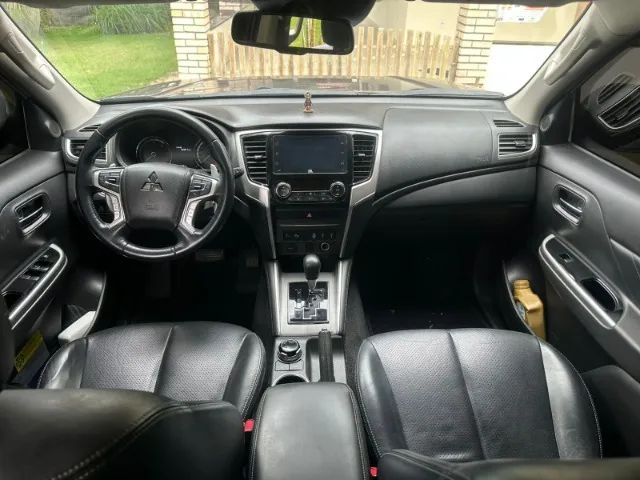 Mitsubishi L200 Triton Sport HPE-S 2.4 CD Dies. AUT 2022 - Foto 8