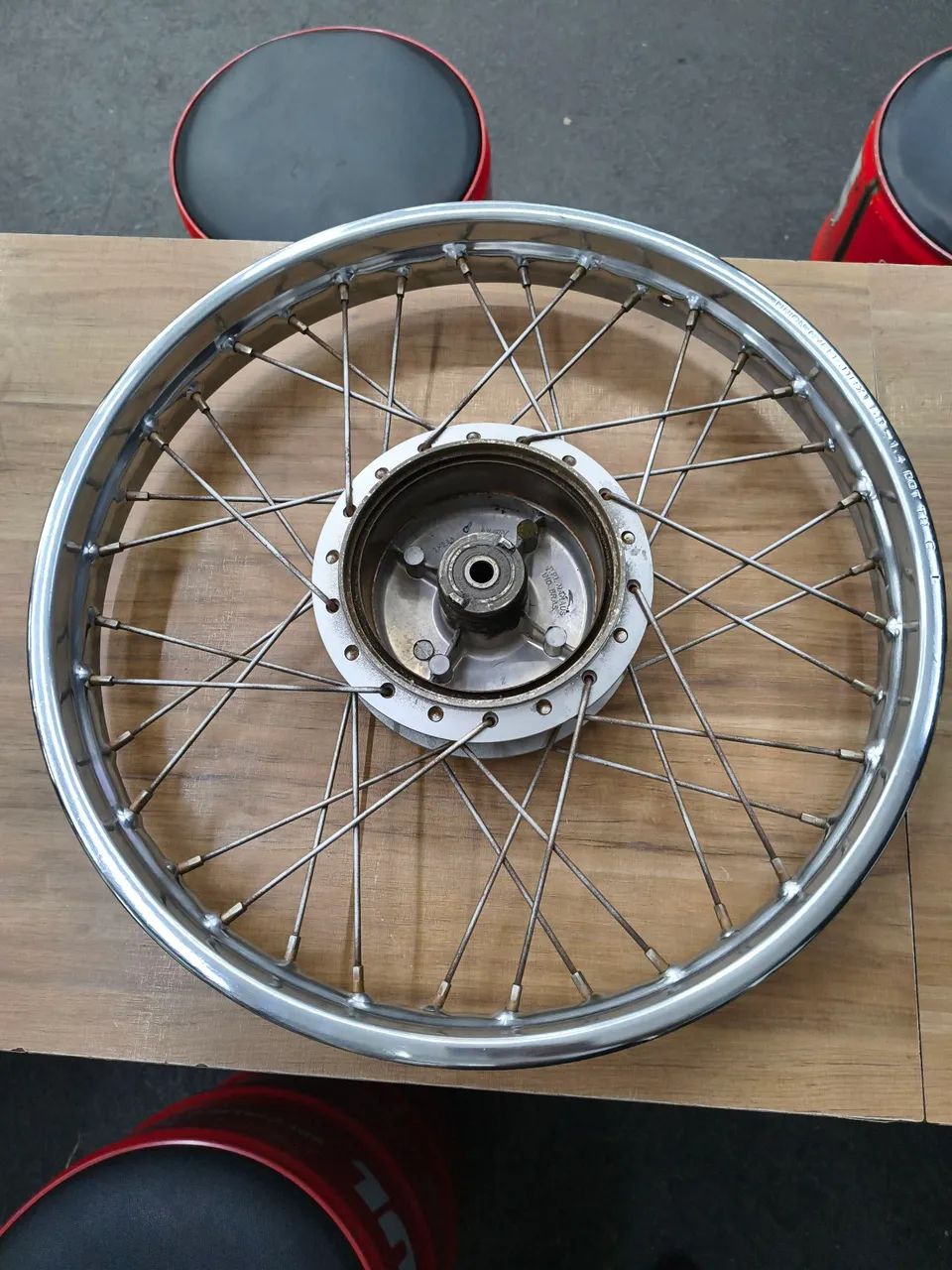 Roda YBR 125 original  - Foto 2