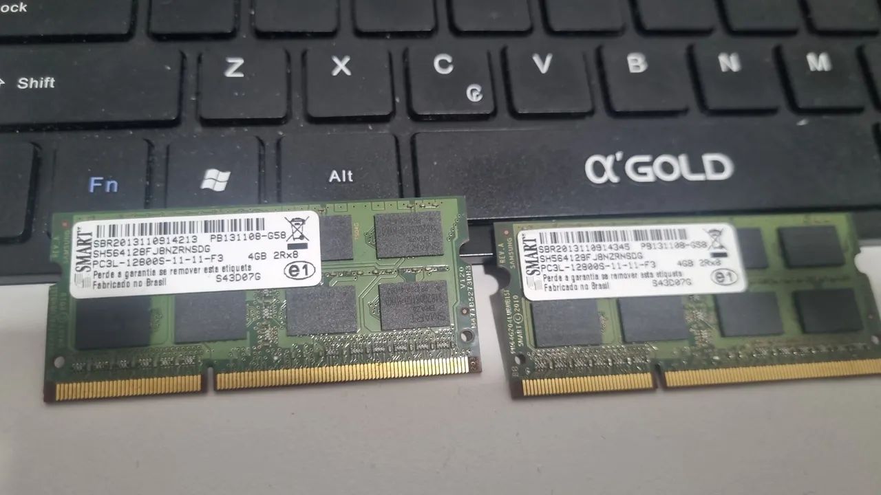 HD500 notebook e duas memórias ram 4gb 