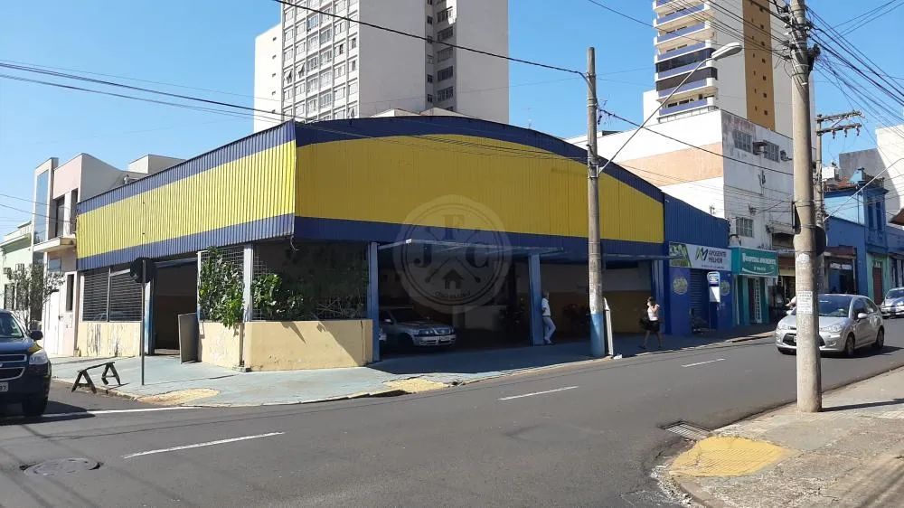 Galpão à venda no Centro de Ribeirão Preto.