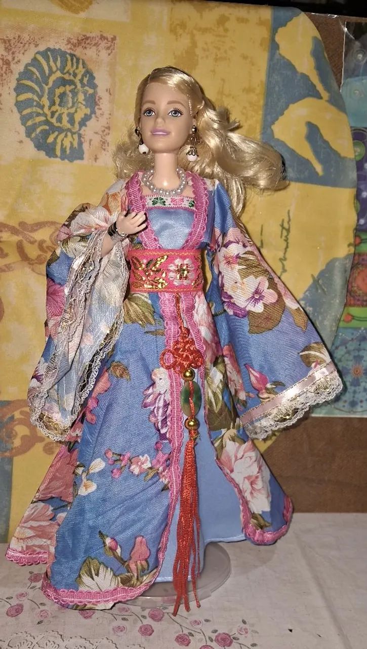 Barbie gueixa azul - Foto 4