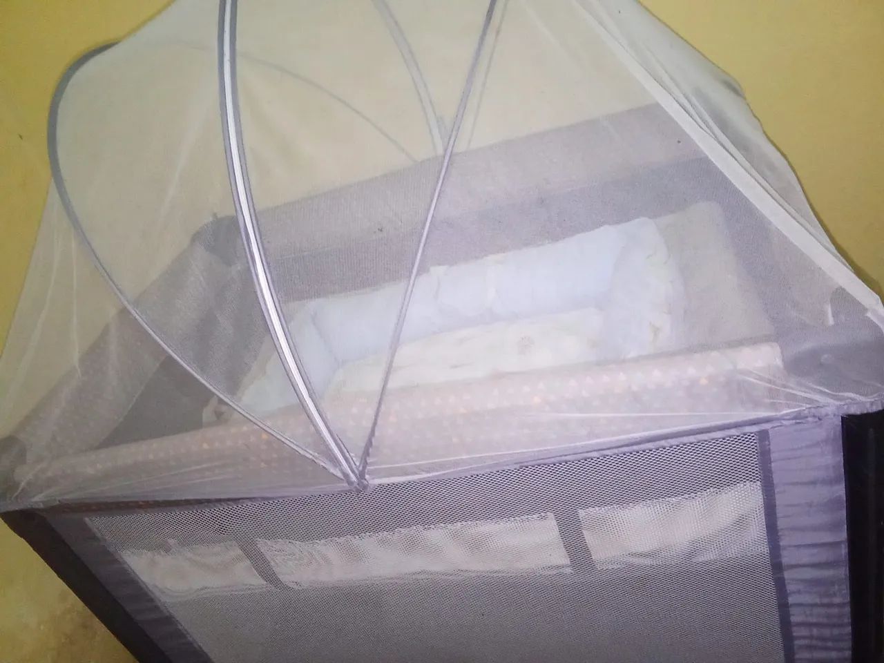 Estou vendendo um Berço Portátil  - Foto 4
