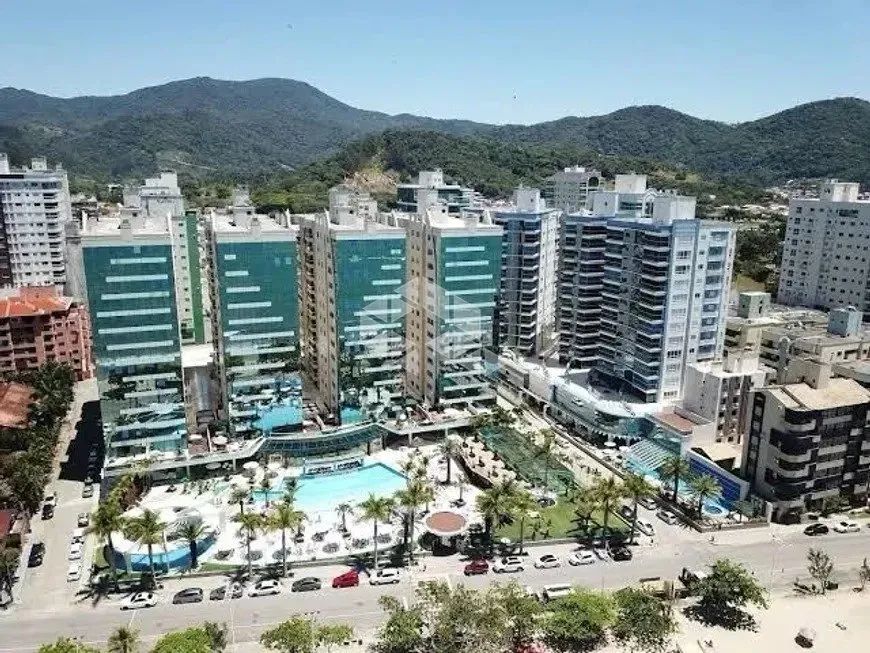 Apartamento com 5 suítes (1 master) e 3 vagas, 352 m² - Centro - Itapema/SC - Foto 3