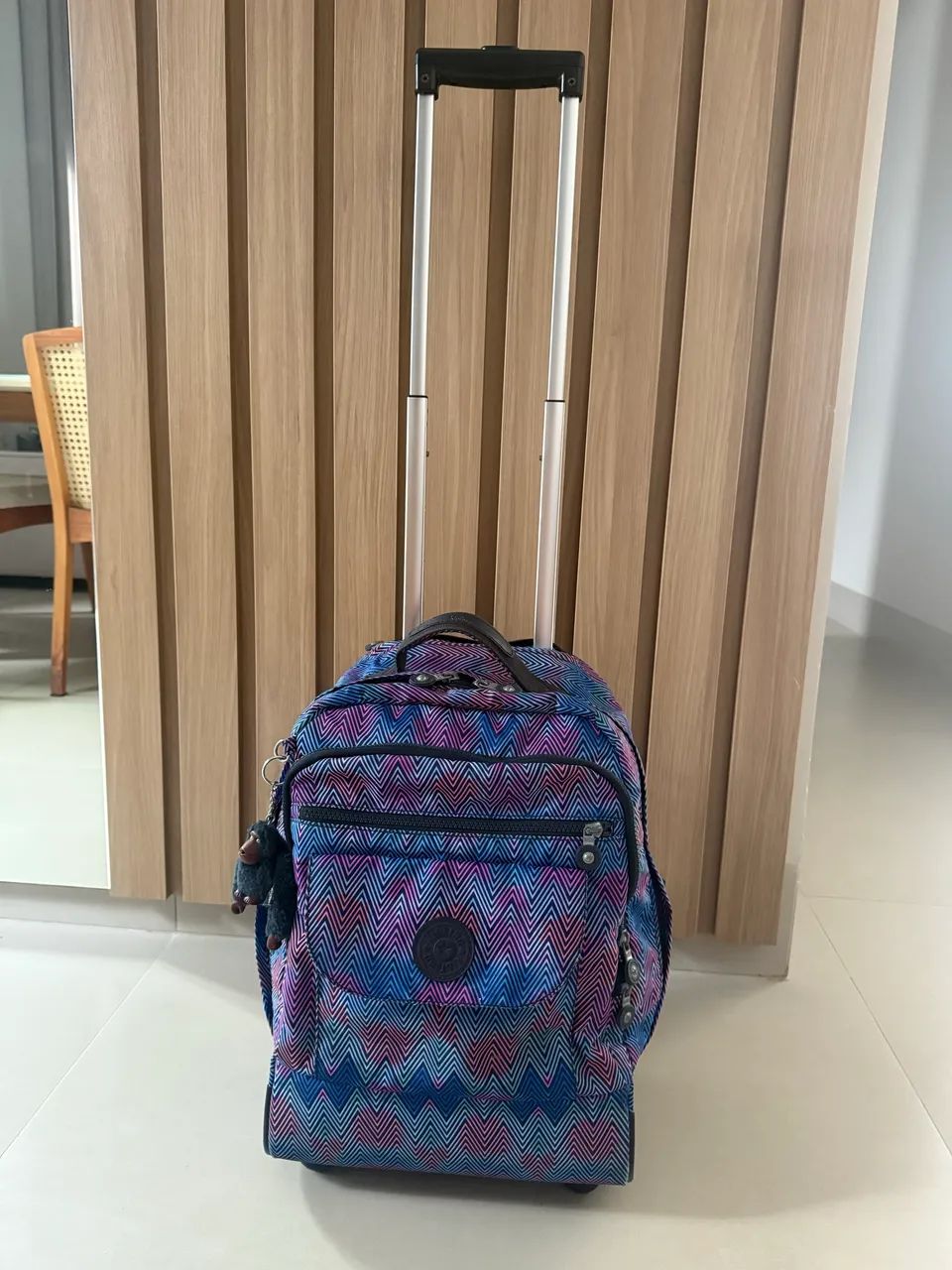 Mochila Kipling com rodinhas  - Foto 5
