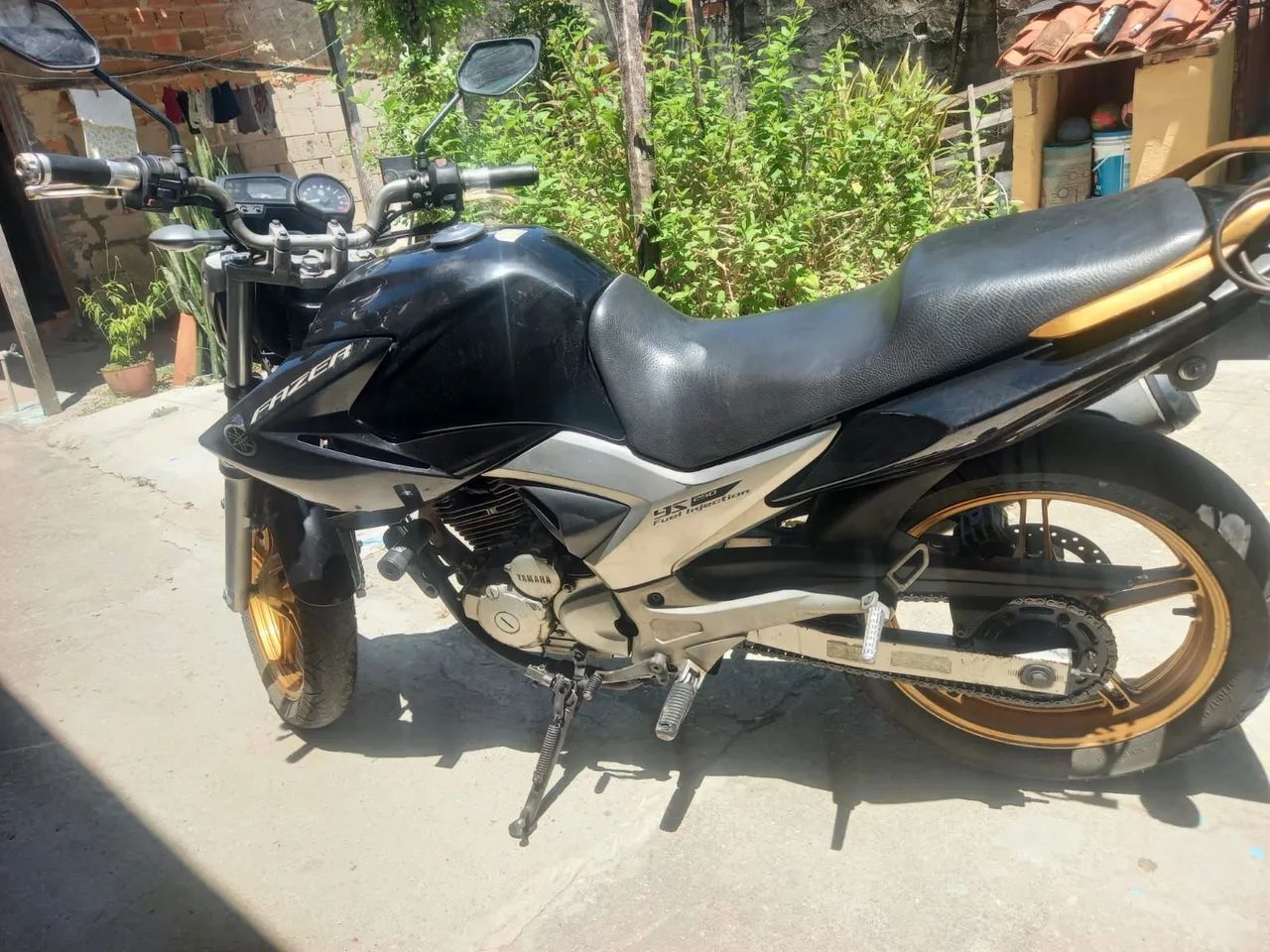 Fazer 250 Super conservada.  Tudo em dia. - Foto 3