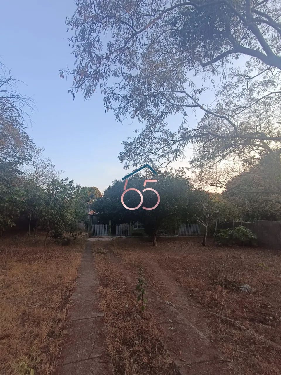 Casa com terreno 724m² abaixo da avaliação. - Foto 4
