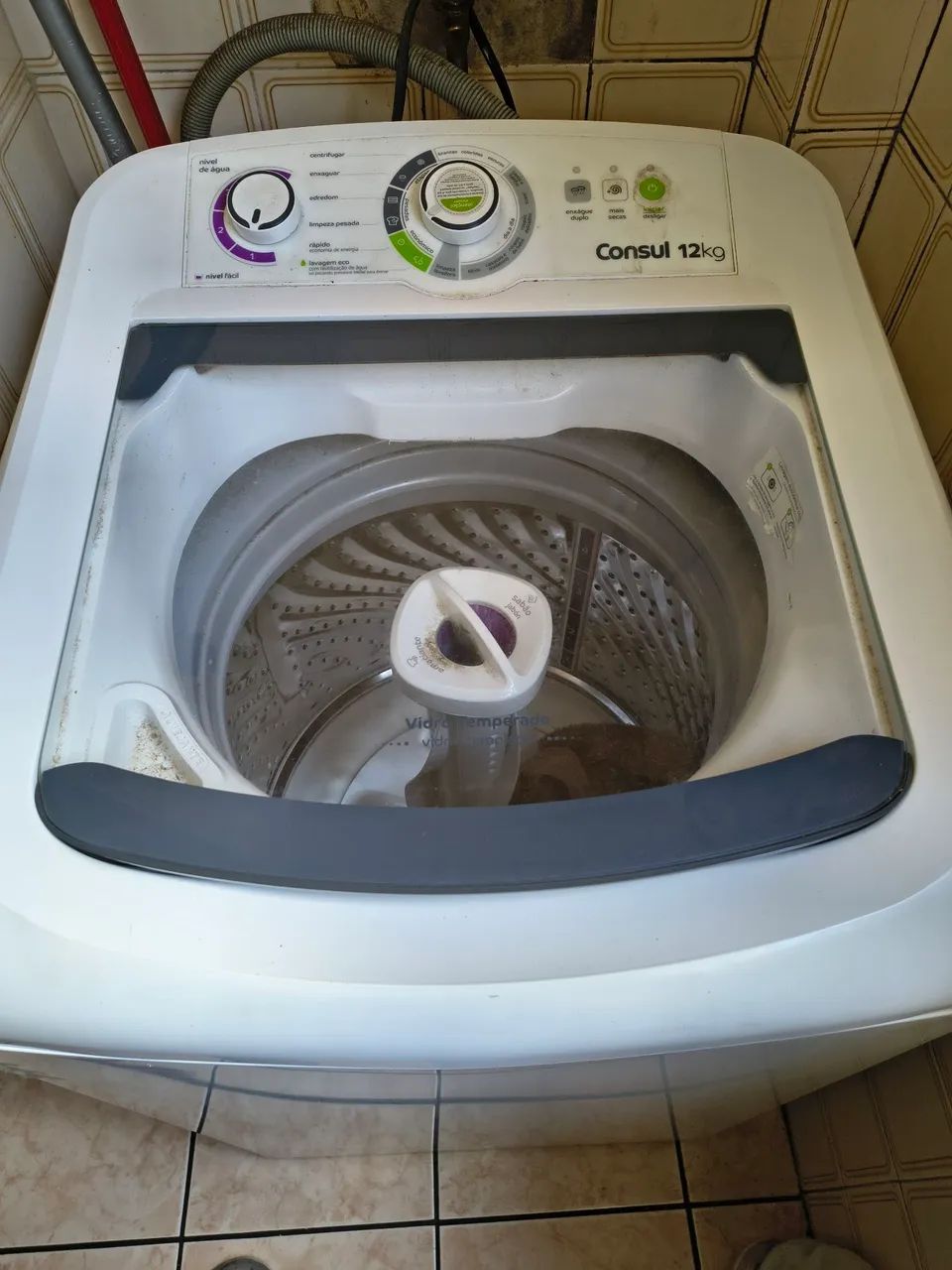 Vendo máquina de lavar roupa está com defeito 