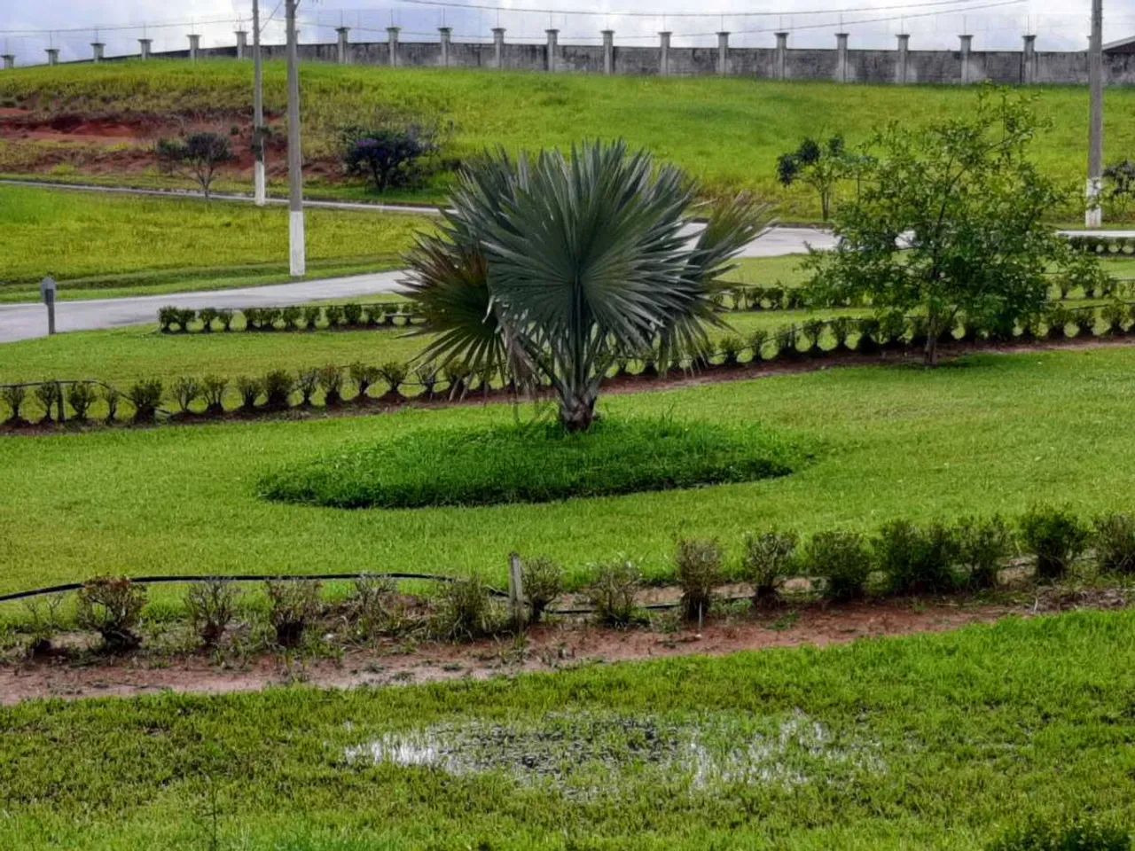 Terreno em Condomínio à venda, no Village da Serra em Tremembé, Loteamento Comercial e Res