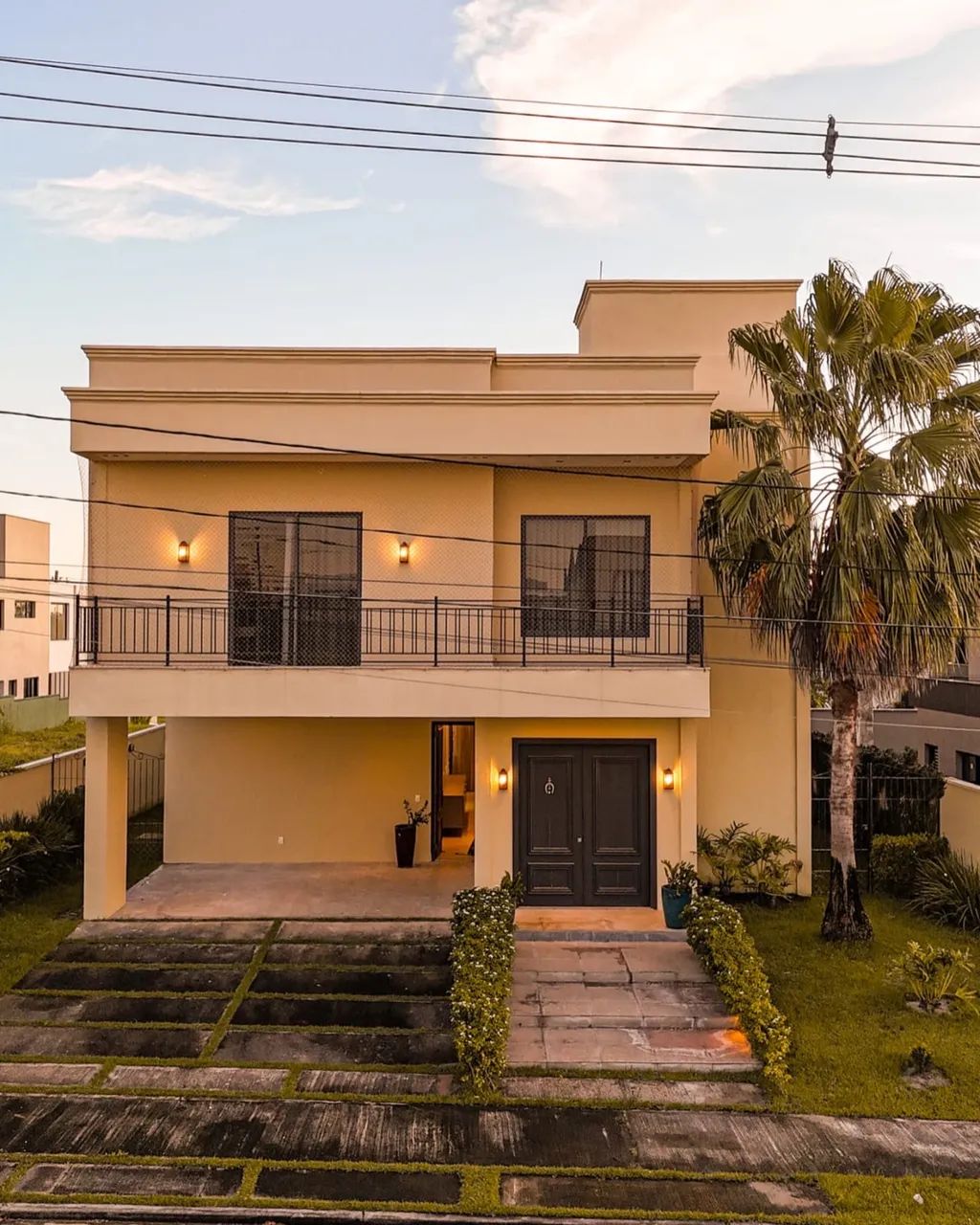 Aluguel de casa neoclássica no Alphaville Ceará 
