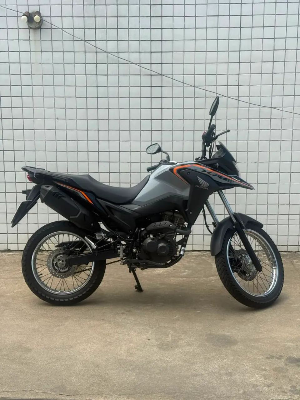 XRE Aventure 190