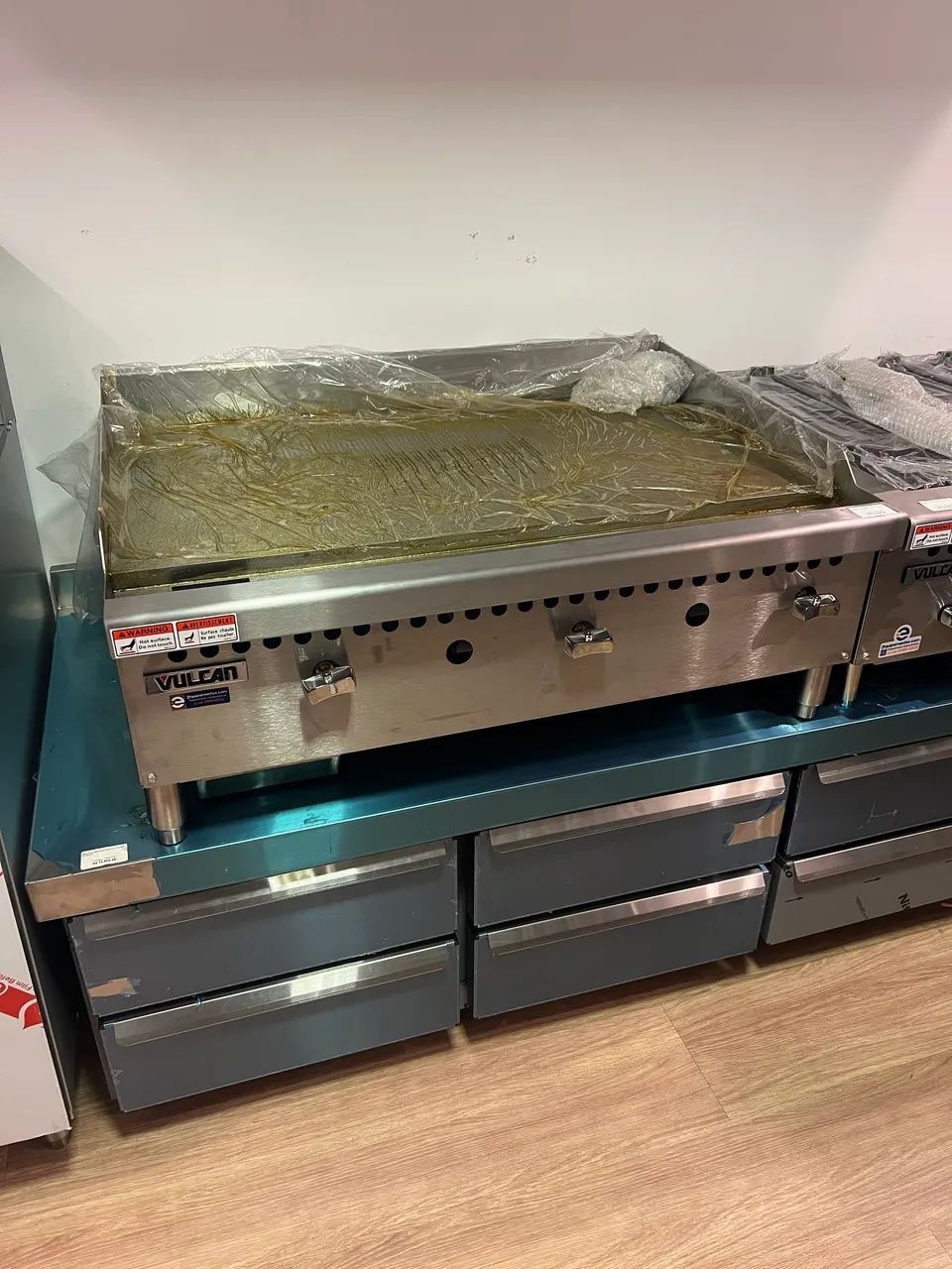 Chapa a gás 90cm Vulcan novo pronta entrega 