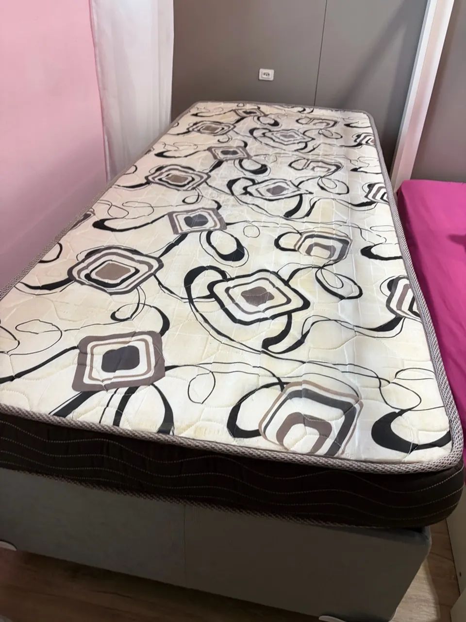 Cama solteiro 