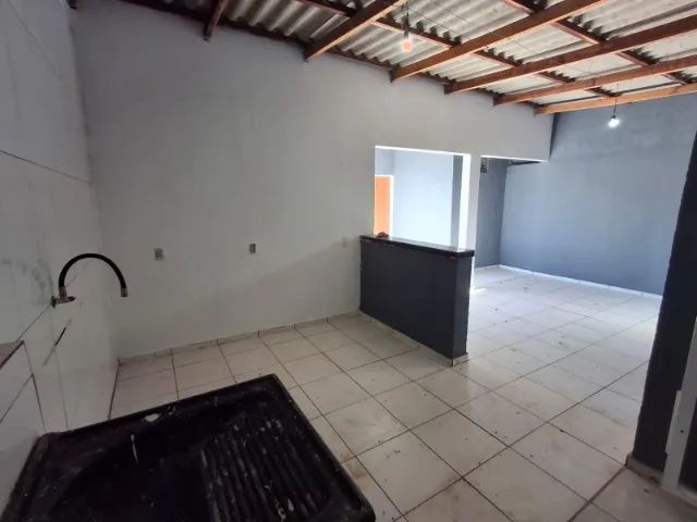 Alugo casa de 3 quartos no Jd Paula 2 - Foto 2