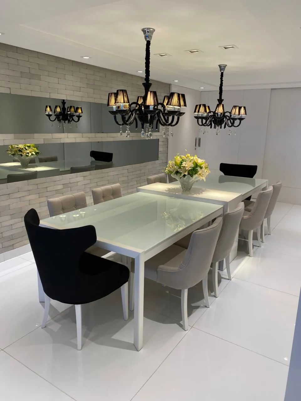 MÓVEIS PARA SALA DE JANTAR E ESTAR