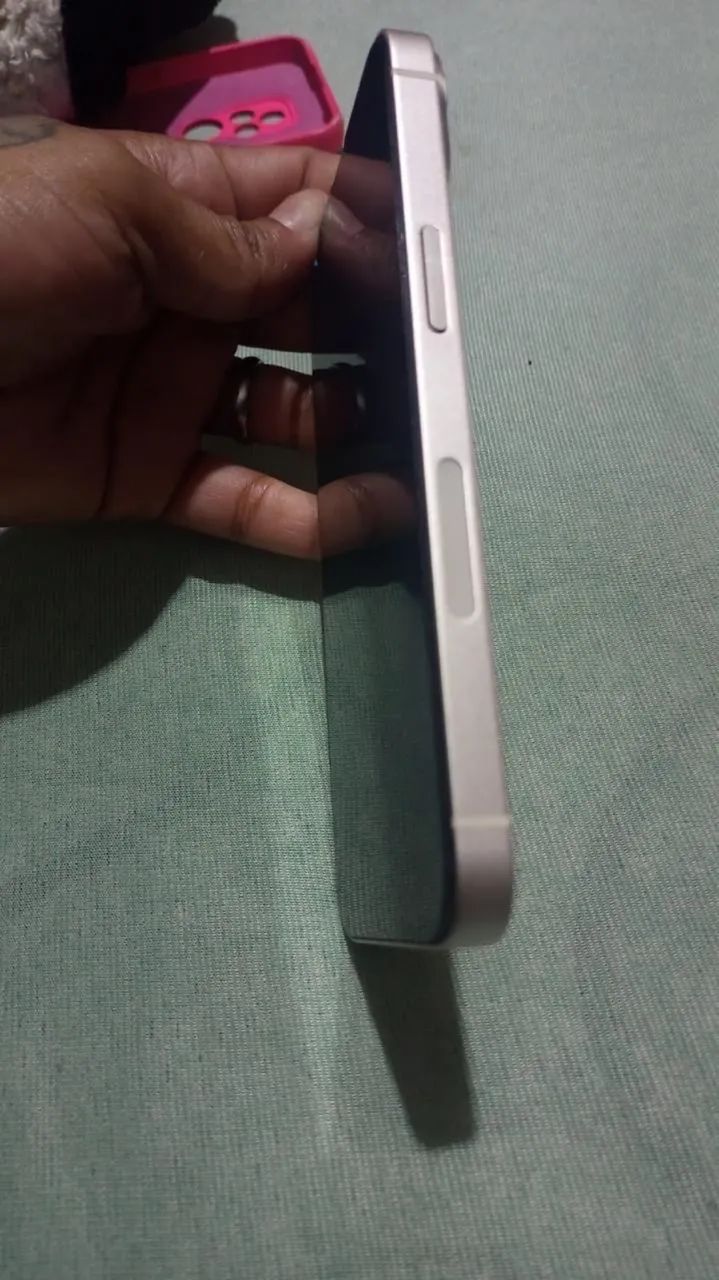 Celular iPhone 14